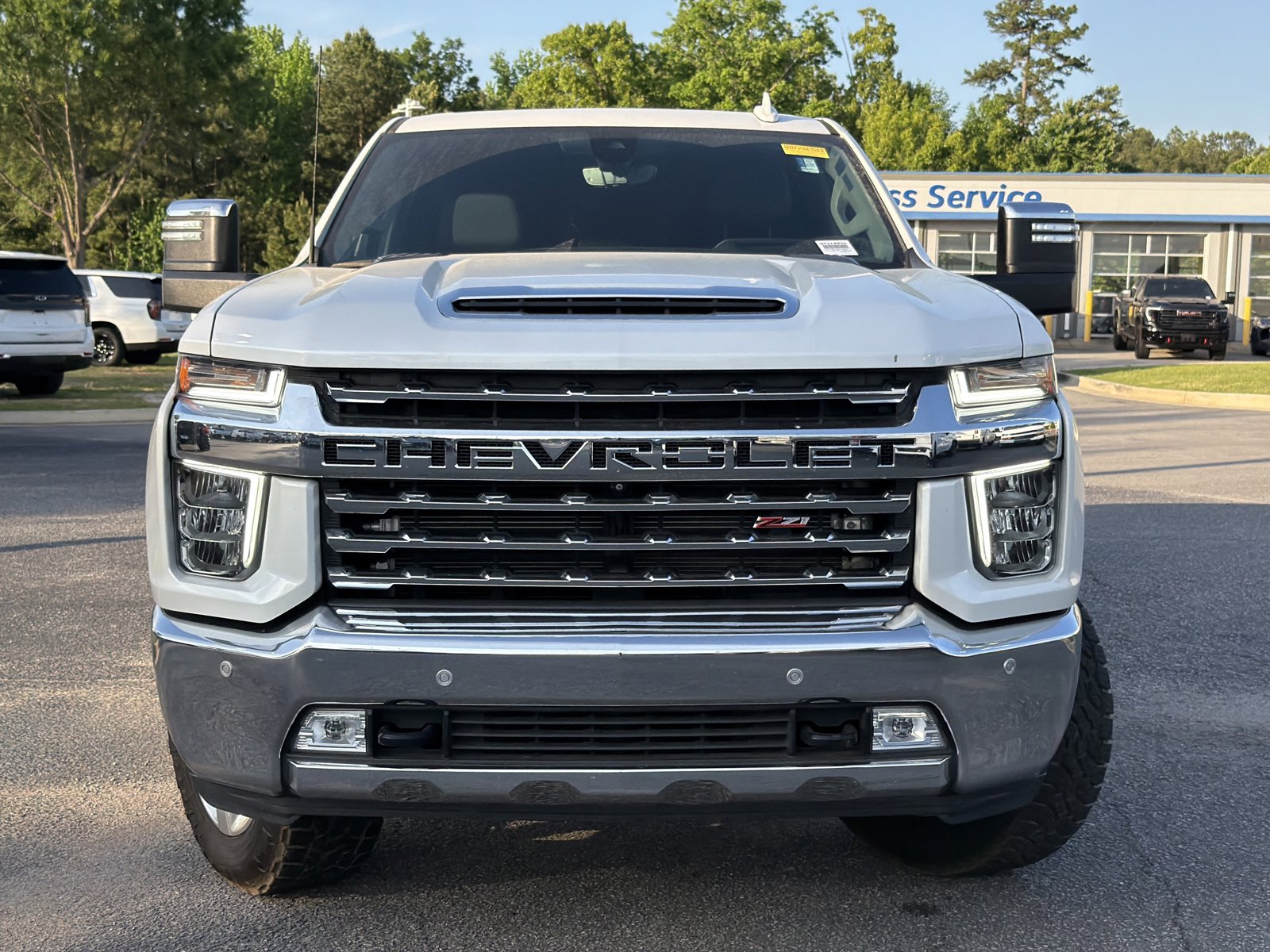 Used 2022 Chevrolet Silverado 2500 LTZ w/ LTZ Premium Package image 6