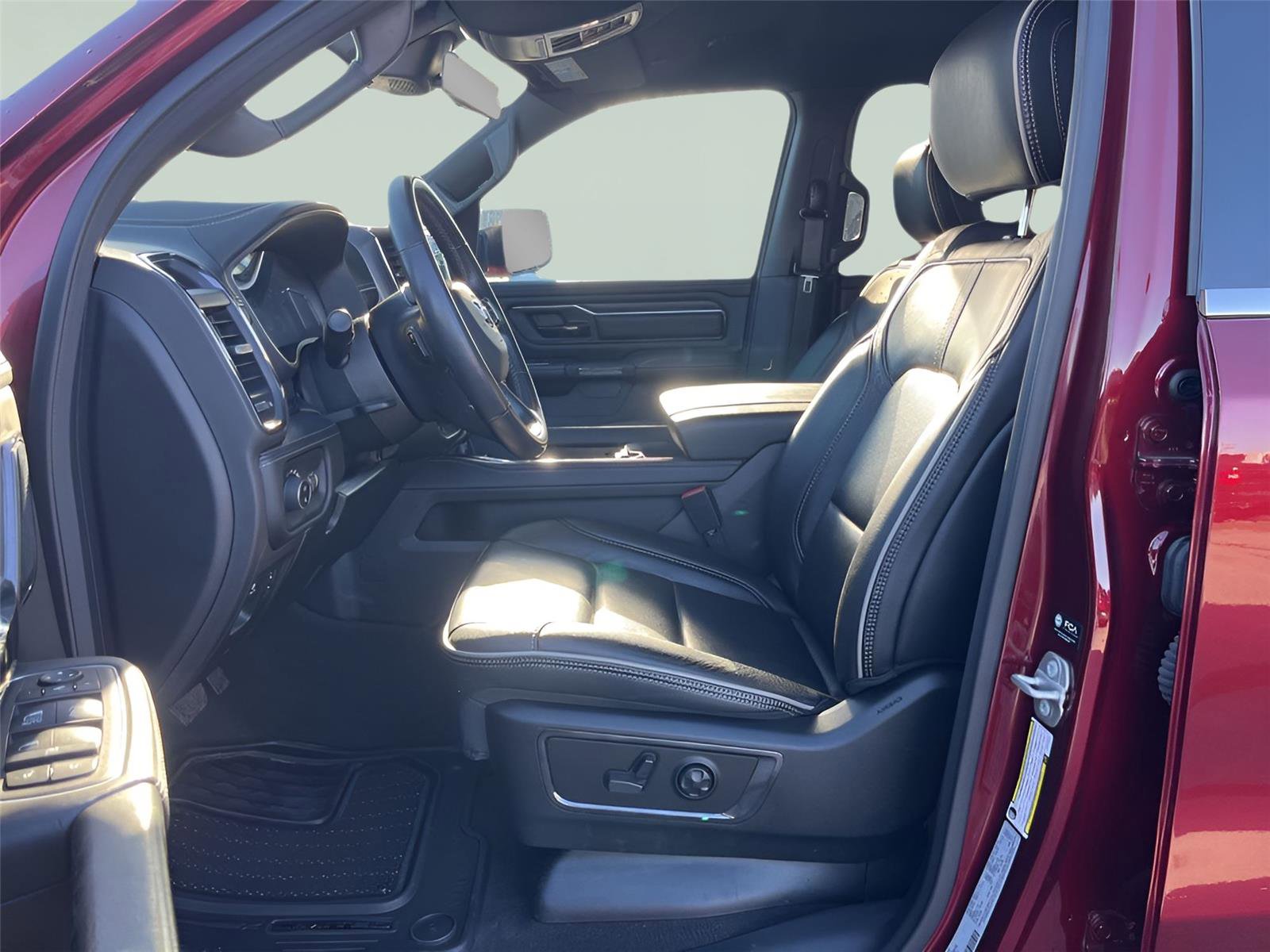 Used 2023 RAM 1500 Limited image 25