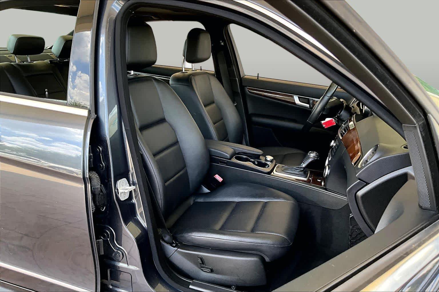 Used 2014 Mercedes-Benz C 250 Sedan image 8