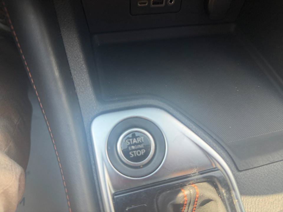 Used 2022 Nissan Sentra SR w/ Lighting Package FWD image 24