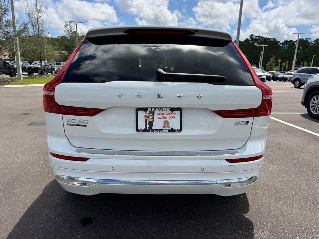 Used 2023 Volvo XC60 B5 Plus image 8