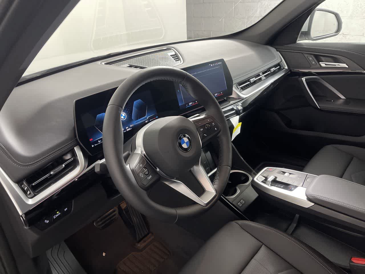 Used 2023 BMW X1 xDrive28i w/ Convenience Package AWD/4WD image 14