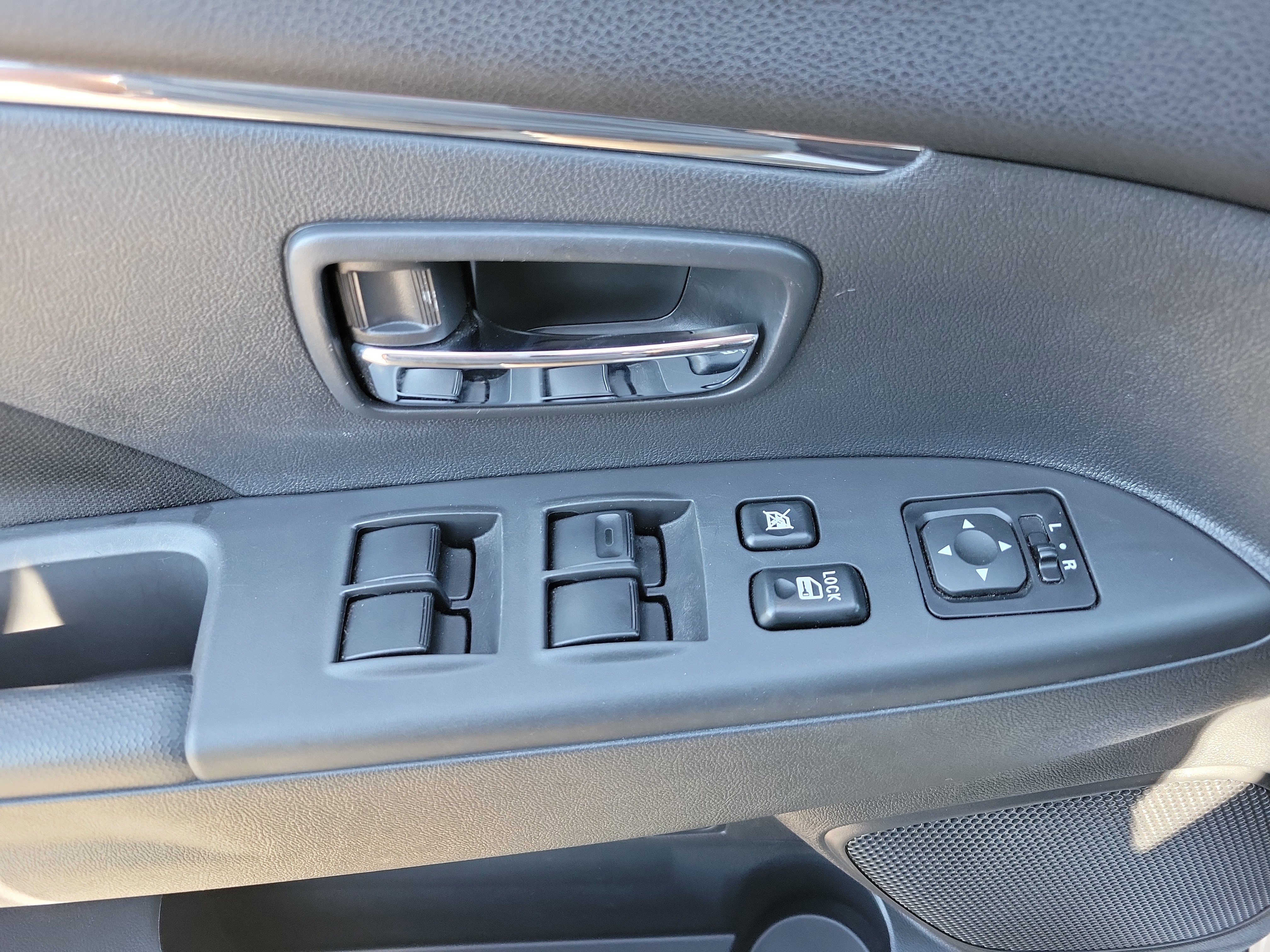 Used 2025 Mitsubishi Outlander Sport SE image 7