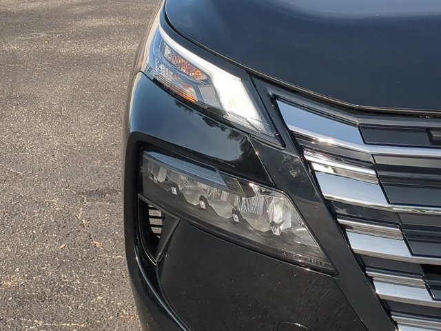 Certified 2026 Nissan Rogue SV FWD image 10