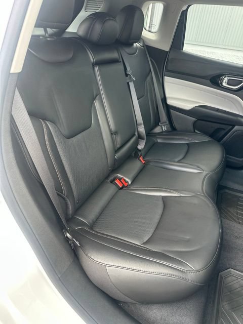 Used 2022 Jeep Compass Limited w/ Sun and Sound Group AWD/4WD image 27