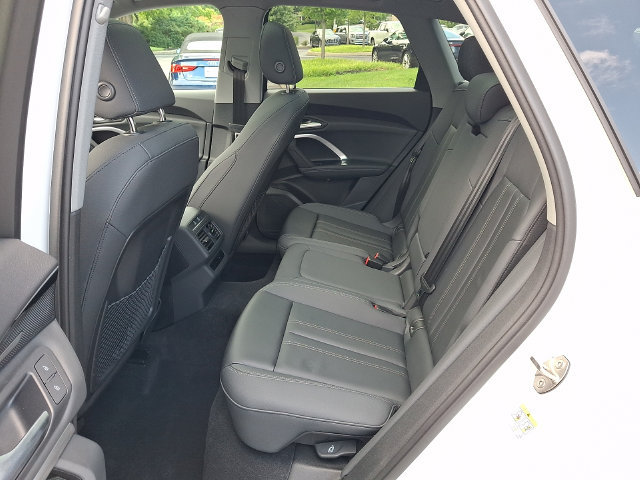 Used 2025 Audi Q5 Premium Plus w/ Premium Plus AWD/4WD image 10