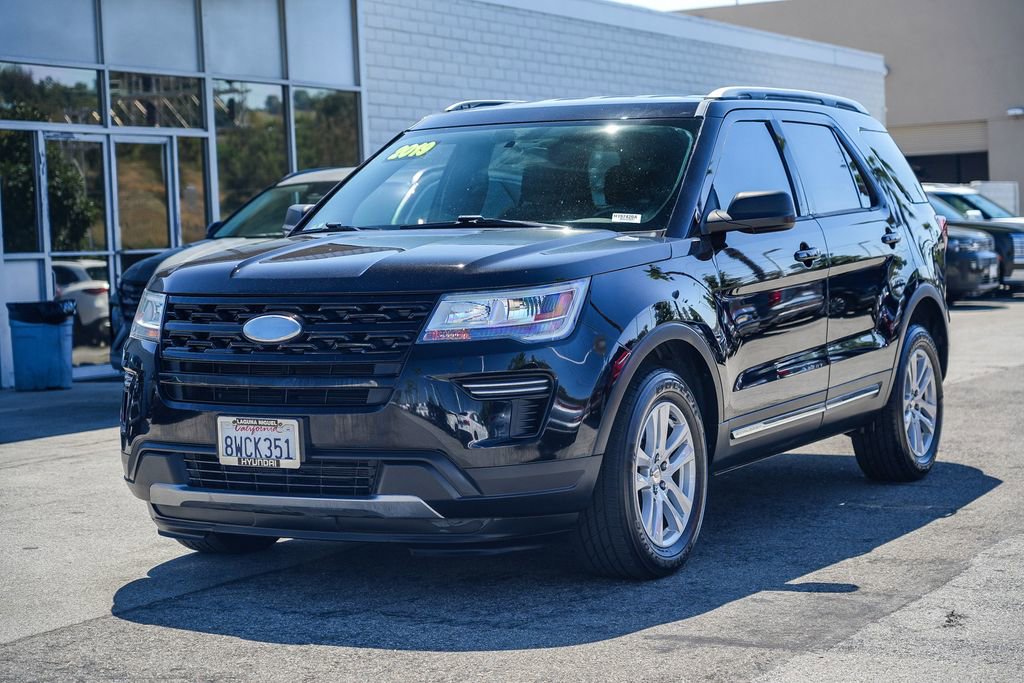Used 2019 Ford Explorer XLT AWD/4WD image 5