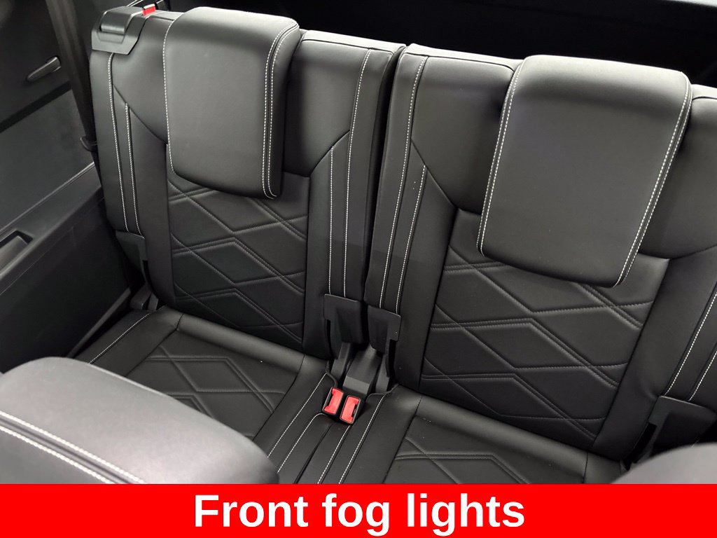Used 2024 Volkswagen Atlas SE AWD/4WD image 14