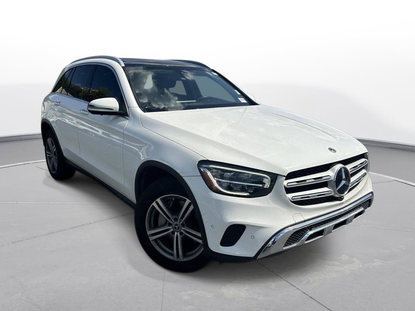 Used 2021 Mercedes-Benz GLC 300 image 4