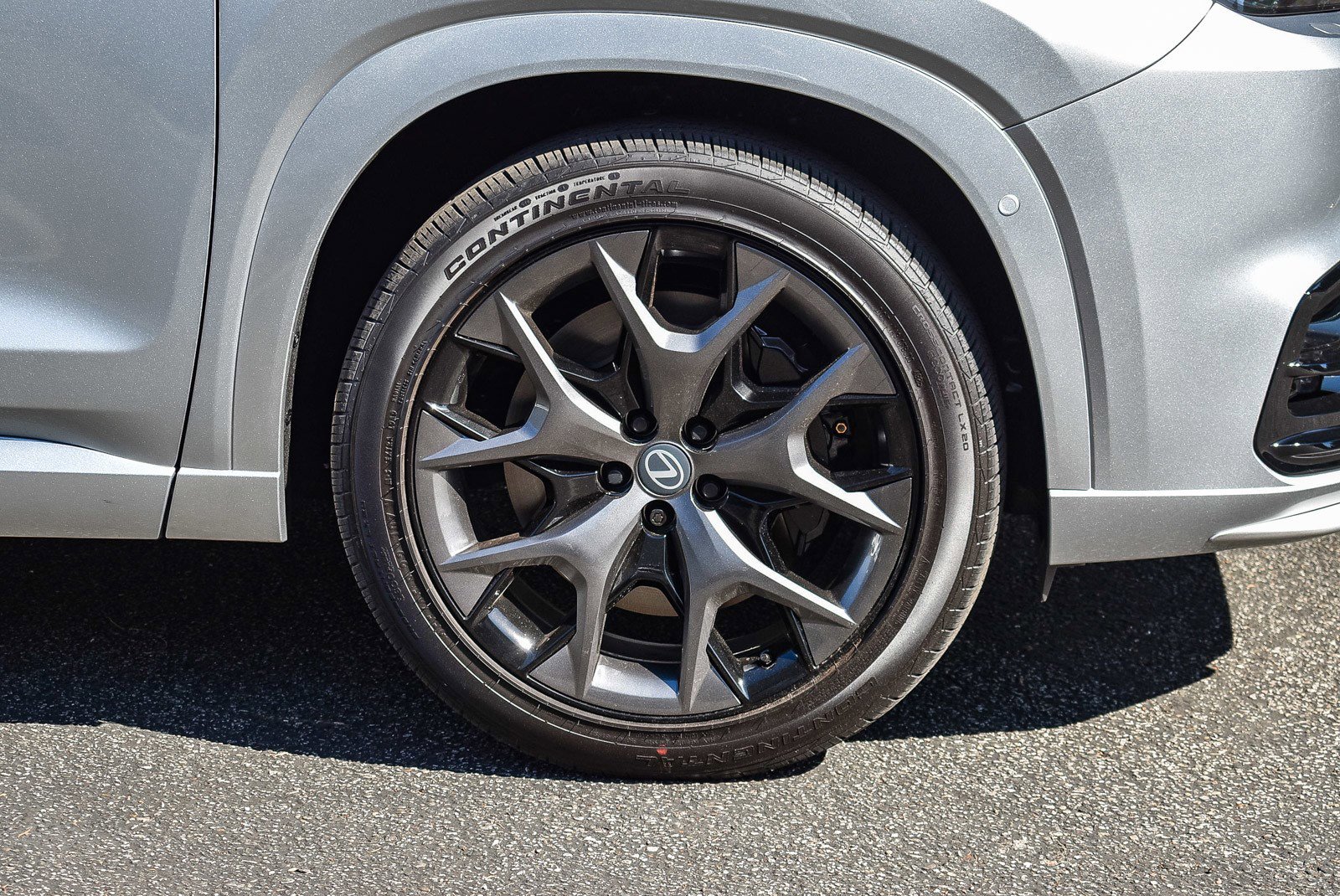 New 2026 Lexus TX 500h AWD image 10