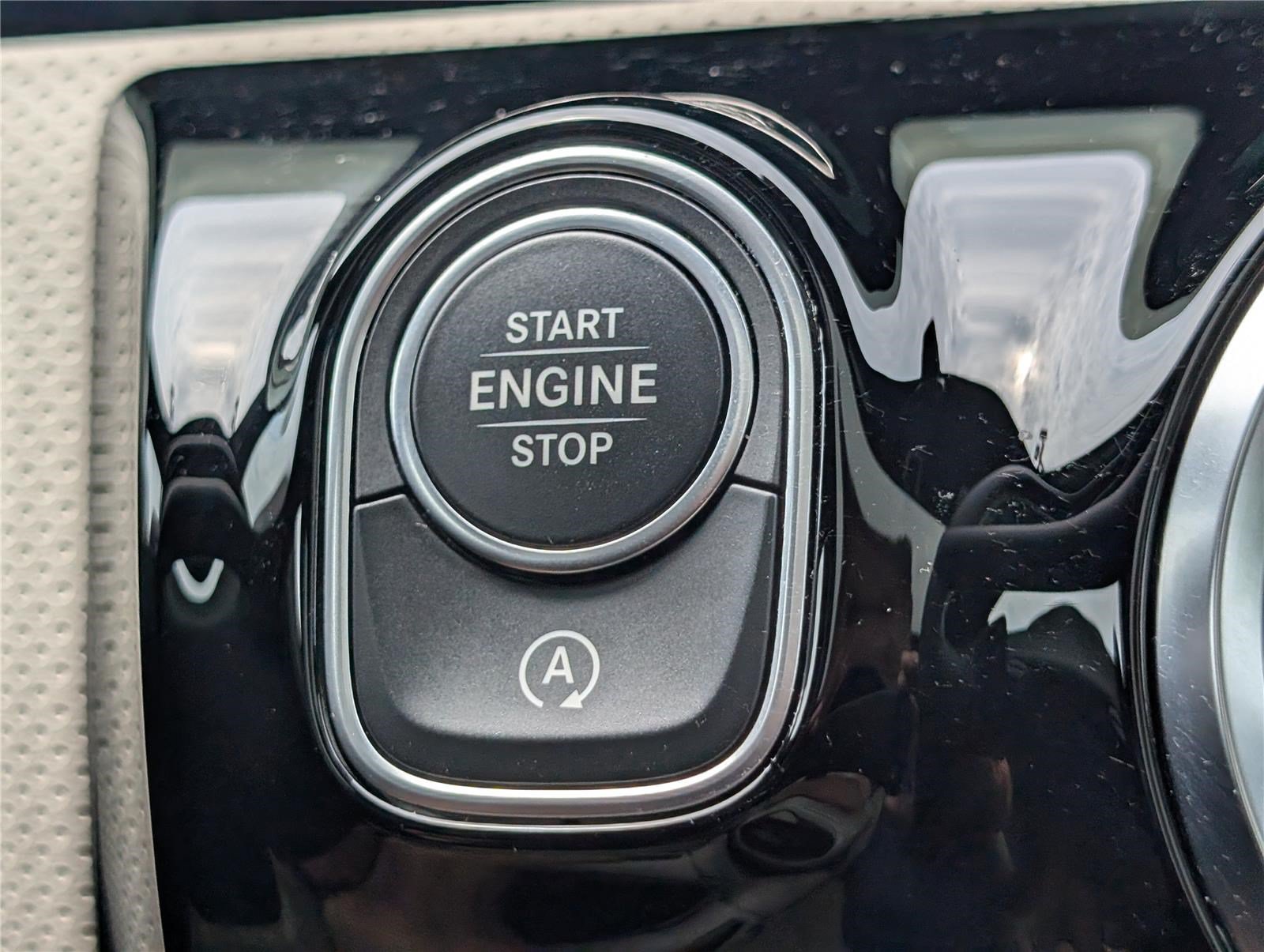 Used 2022 Mercedes-Benz CLA 250 image 24