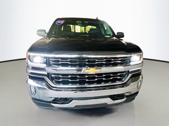 Used 2018 Chevrolet Silverado 1500 LTZ RWD image 3