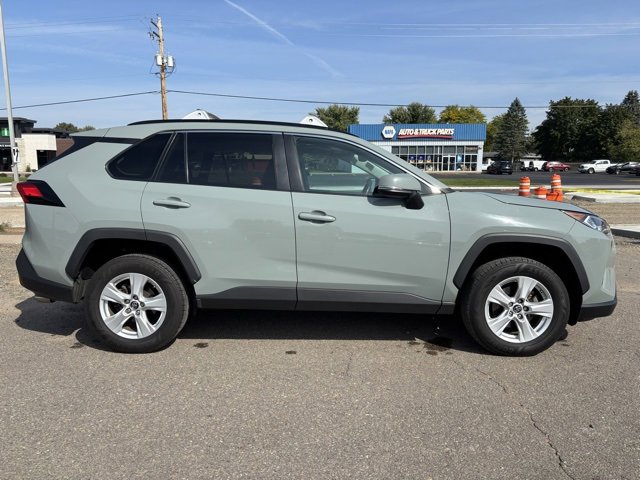 Used 2019 Toyota RAV4 XLE image 8
