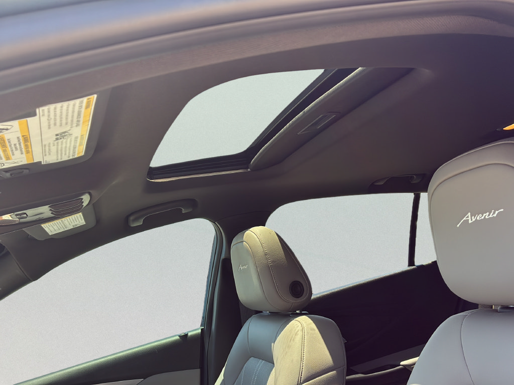 Used 2025 Buick Envista Avenir FWD image 24