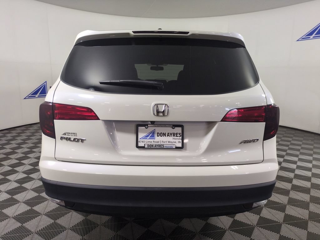 Used 2017 Honda Pilot EX-L image 4