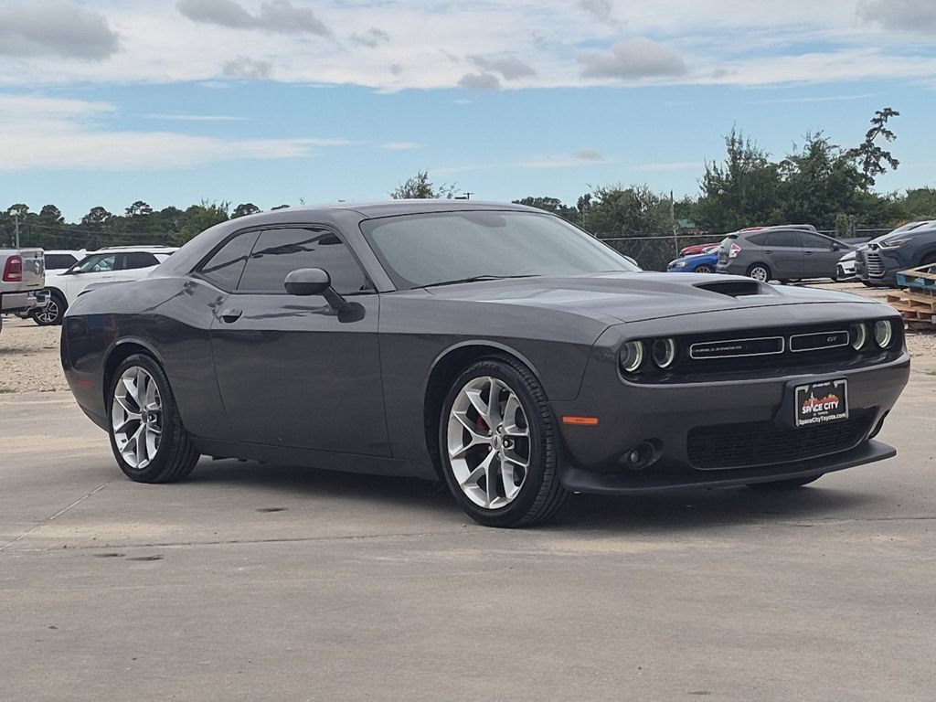 Used 2022 Dodge Challenger GT RWD image 8
