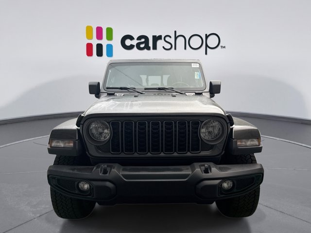 Used 2025 Jeep Gladiator Sport AWD/4WD image 8