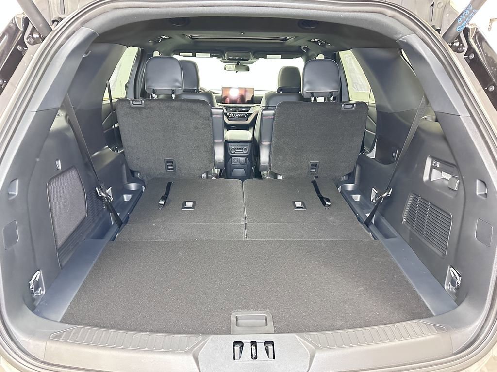 New 2026 Ford Explorer ST-Line image 17