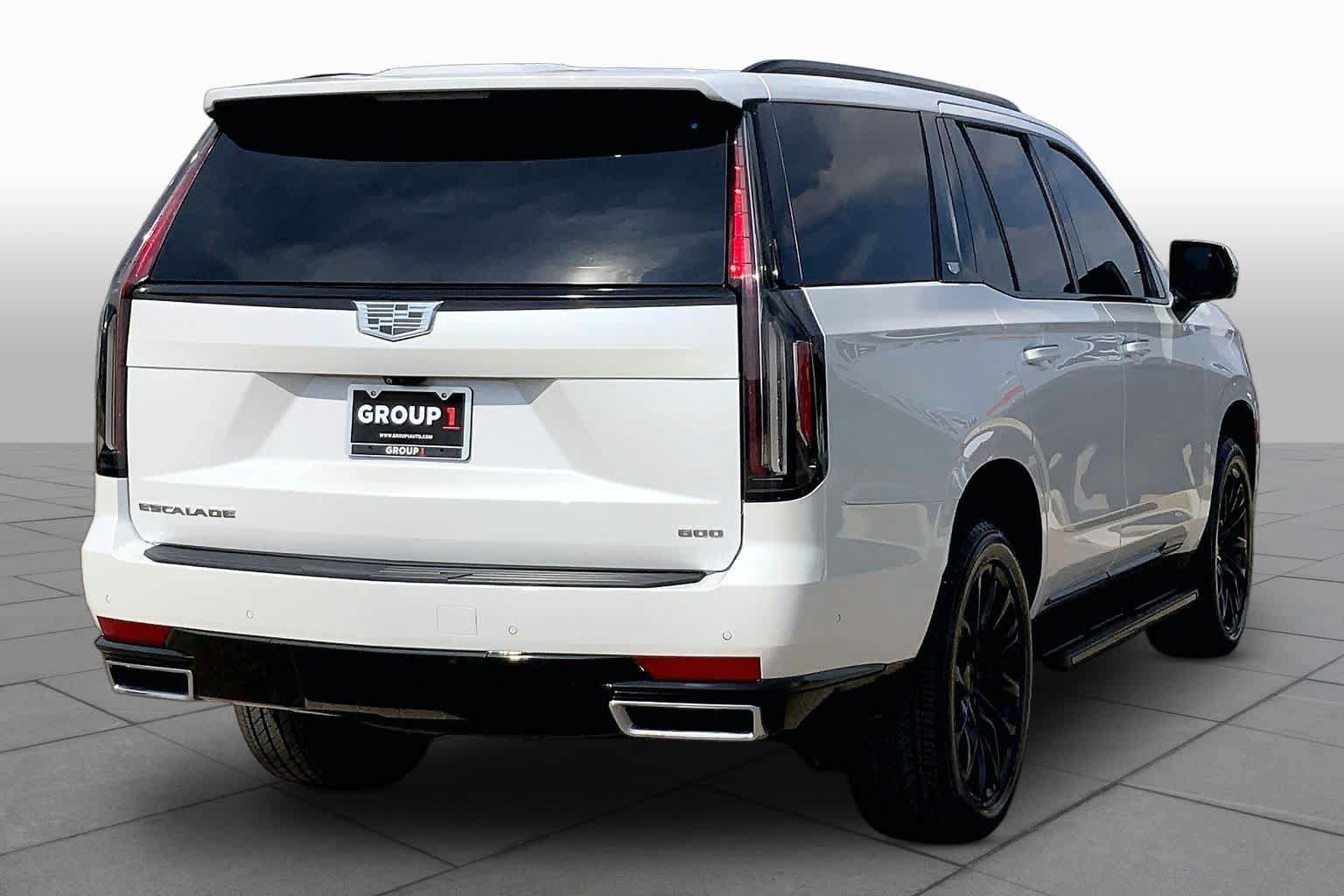 Used 2023 Cadillac Escalade Premium Luxury w/ LPO, Radiant Package AWD/4WD image 13