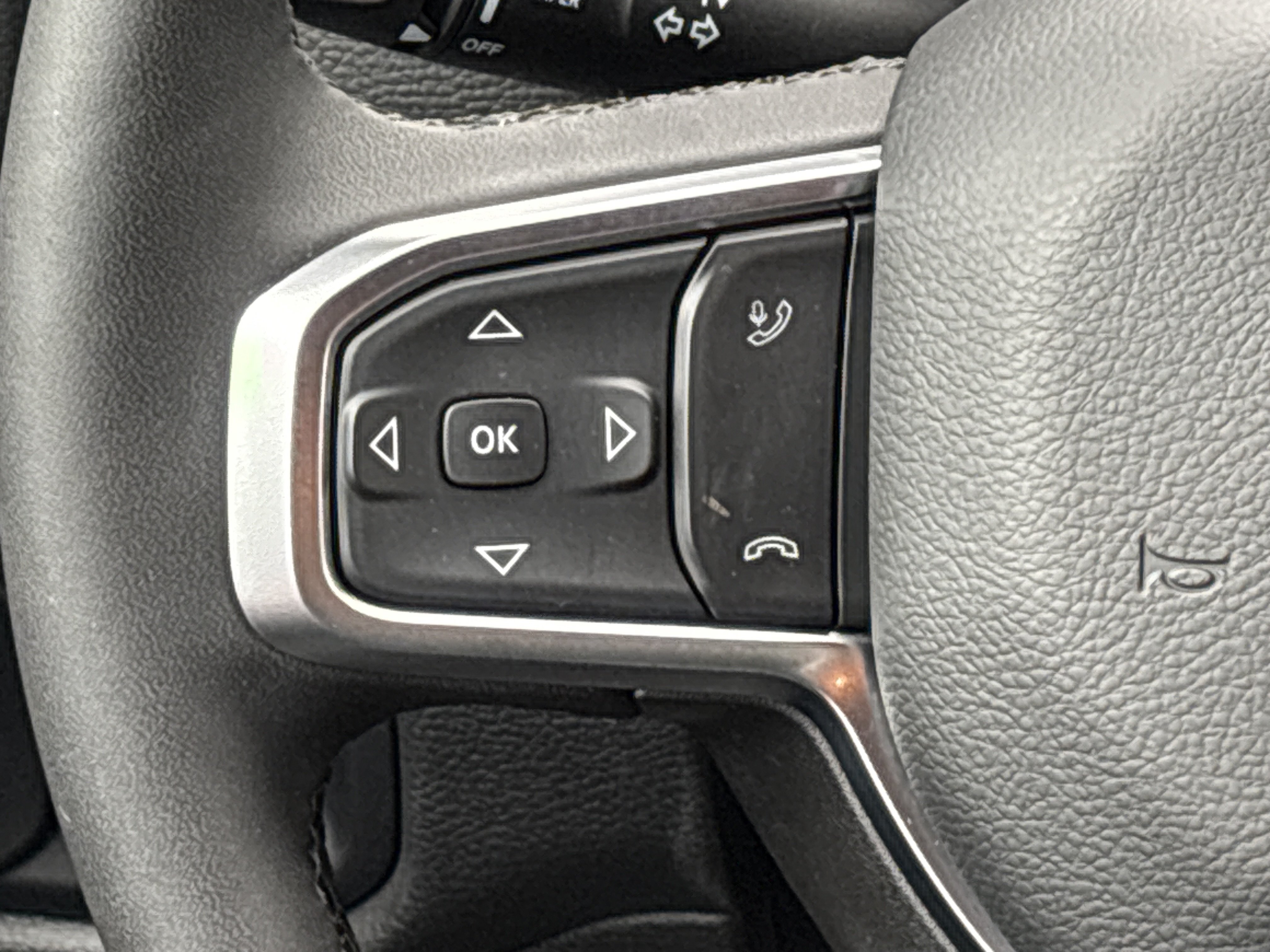 Certified 2025 RAM 1500 Big Horn w/ Night Edition AWD/4WD image 22