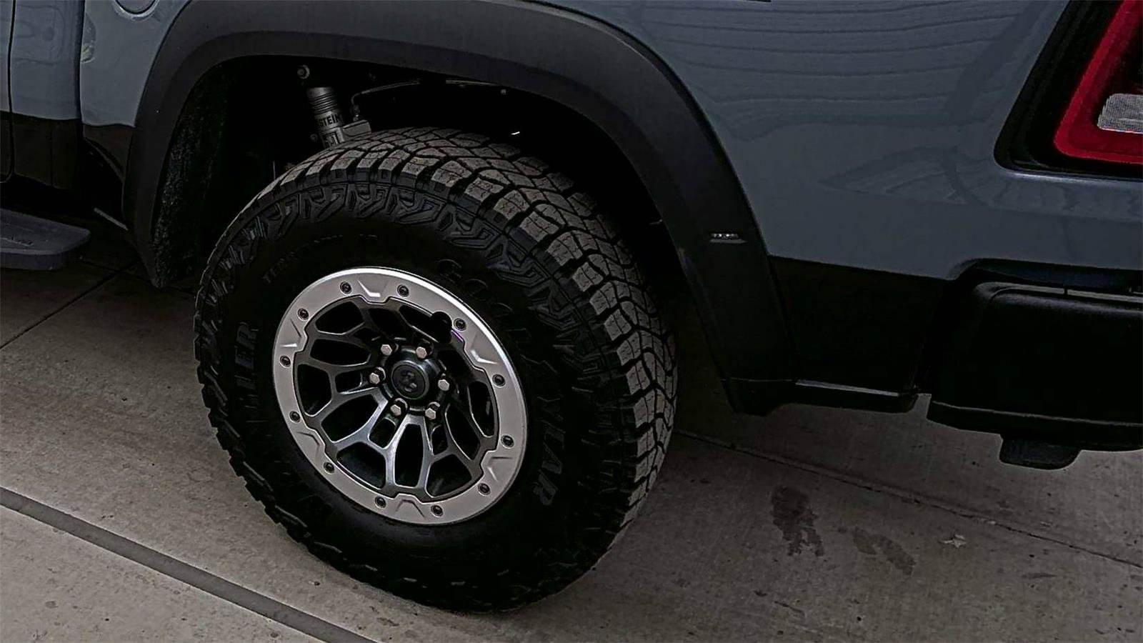 Used 2021 RAM 1500 TRX w/ TRX Lanuch Edition image 9