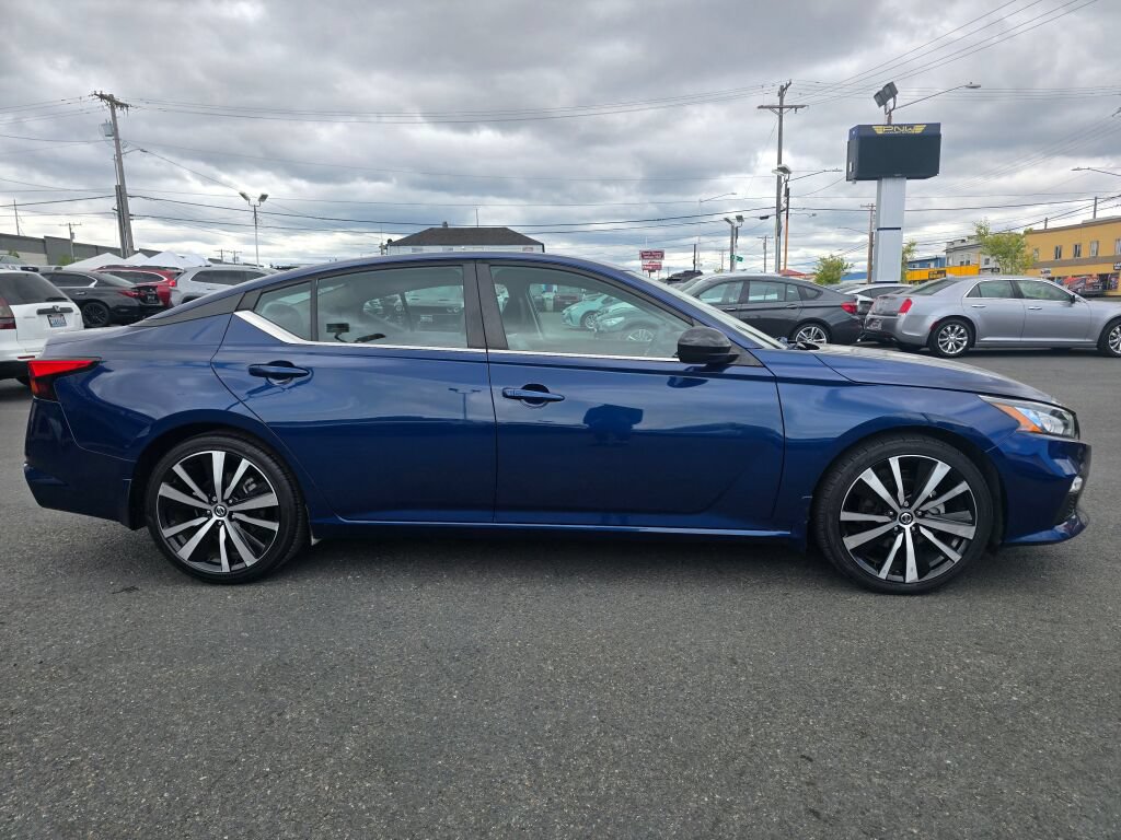 Used 2020 Nissan Altima 2.5 SR FWD image 5