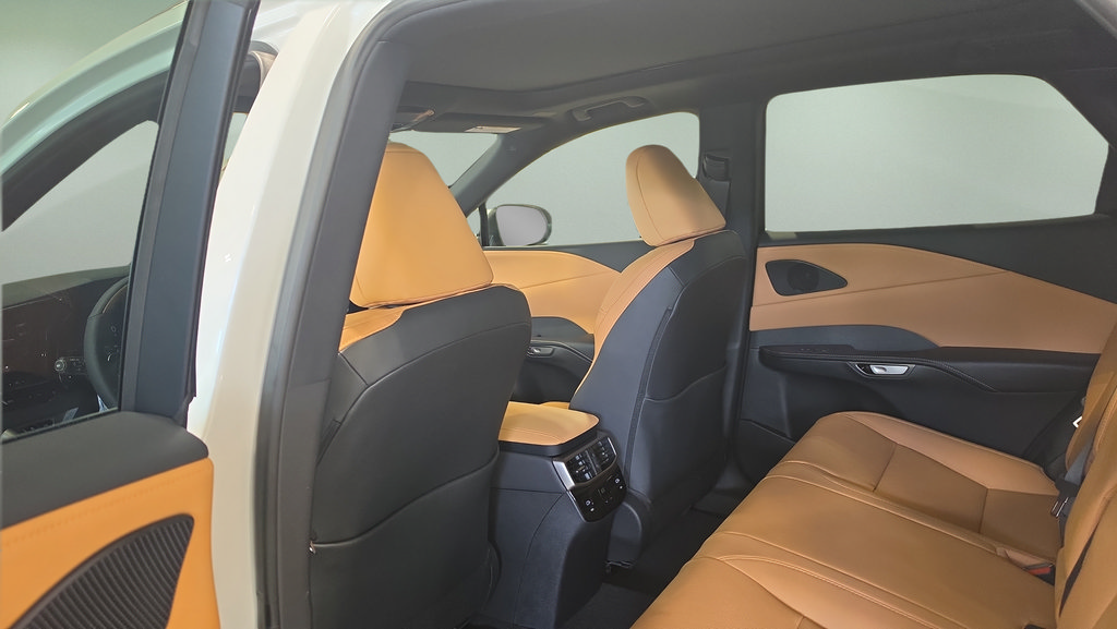 New 2026 Lexus RX 350 AWD/4WD image 15