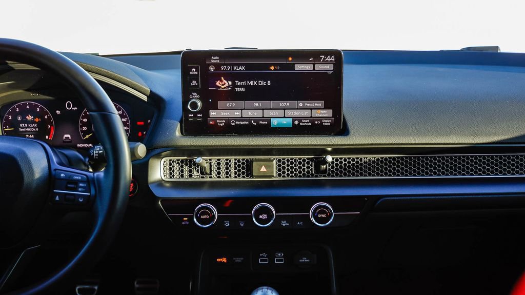 Used 2023 Honda Civic Type R image 14