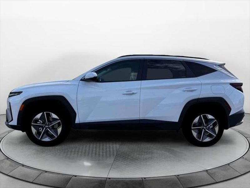 New 2026 Hyundai Tucson SEL AWD/4WD image 3