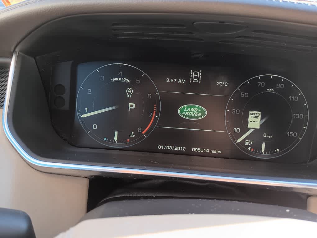 Used 2015 Land Rover Range Rover HSE AWD/4WD image 26