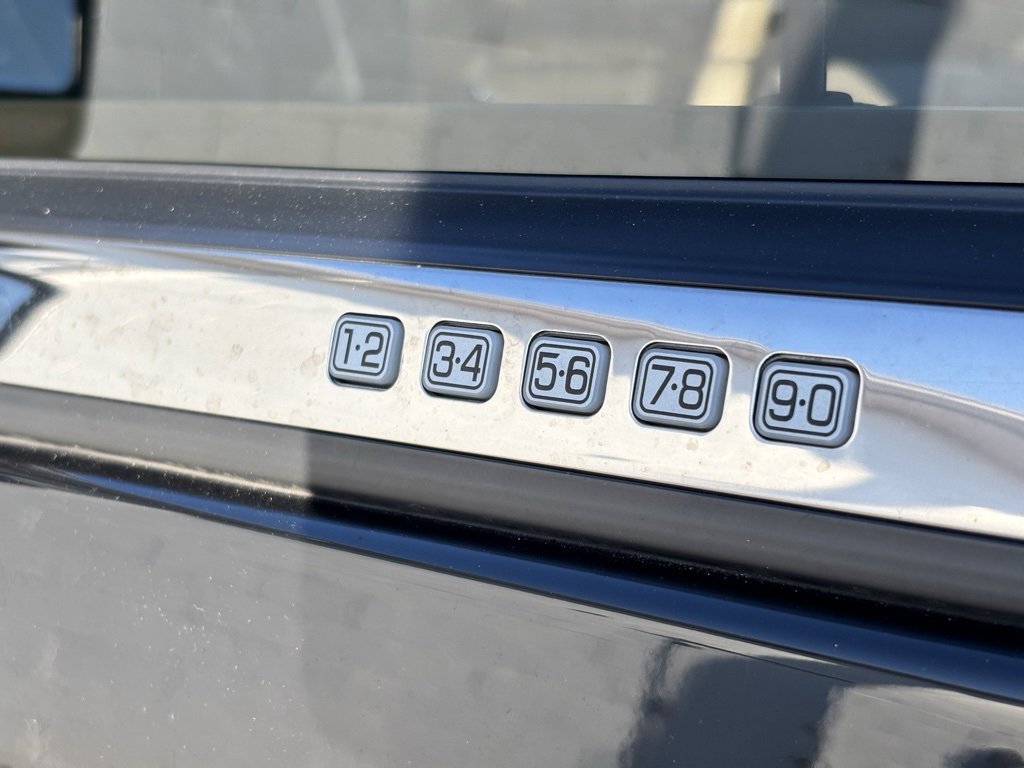 Used 2016 Ford Expedition Limited w/ Equipment Group 301A image 11