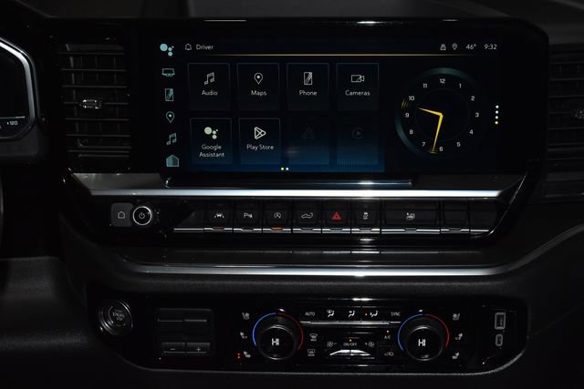 Used 2023 Chevrolet Silverado 1500 High Country w/ Technology Package image 17