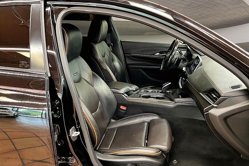 Used 2021 Cadillac CT4 V w/ Climate Package RWD image 6