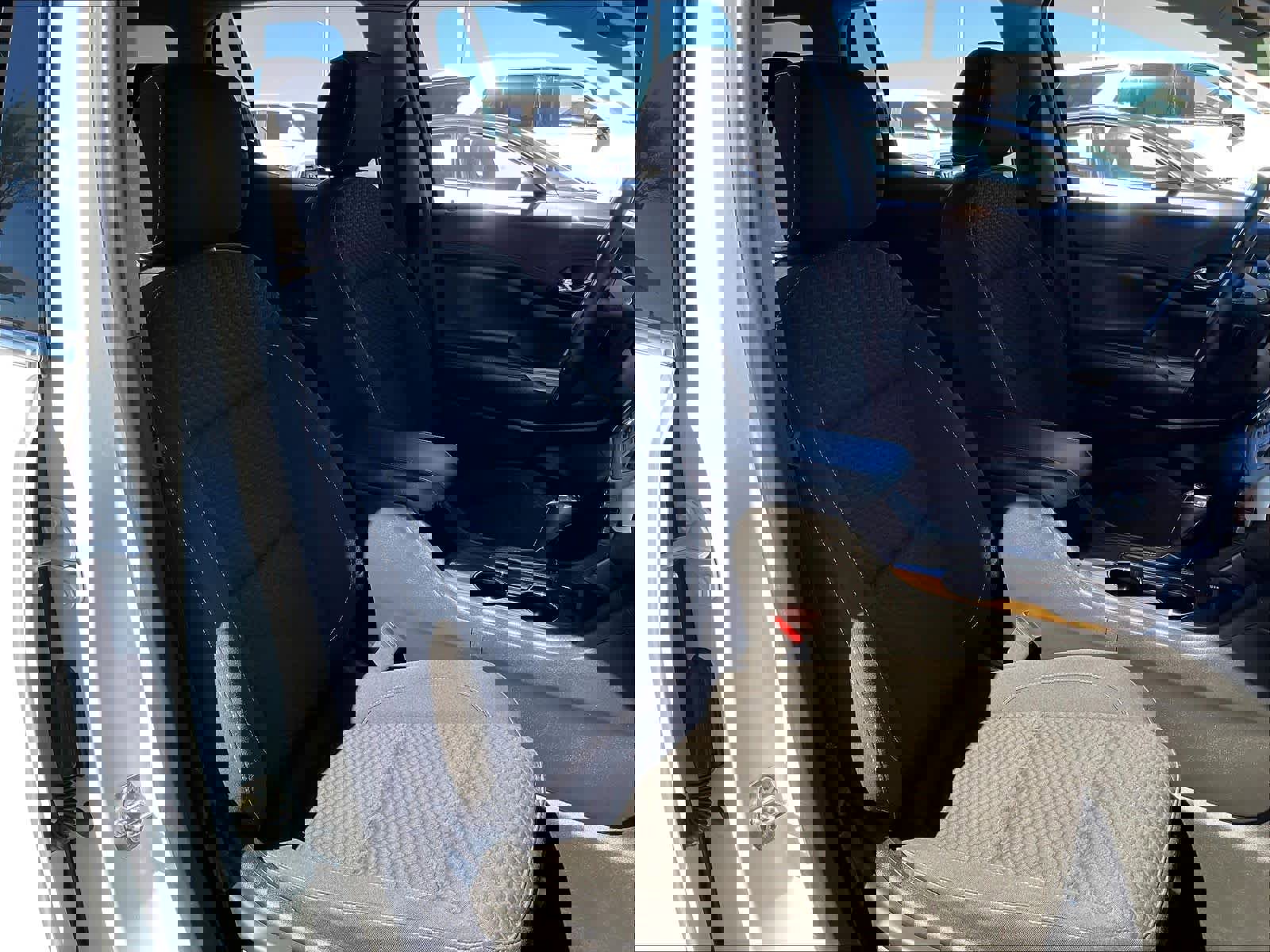 Used 2019 GMC Acadia SLE image 9