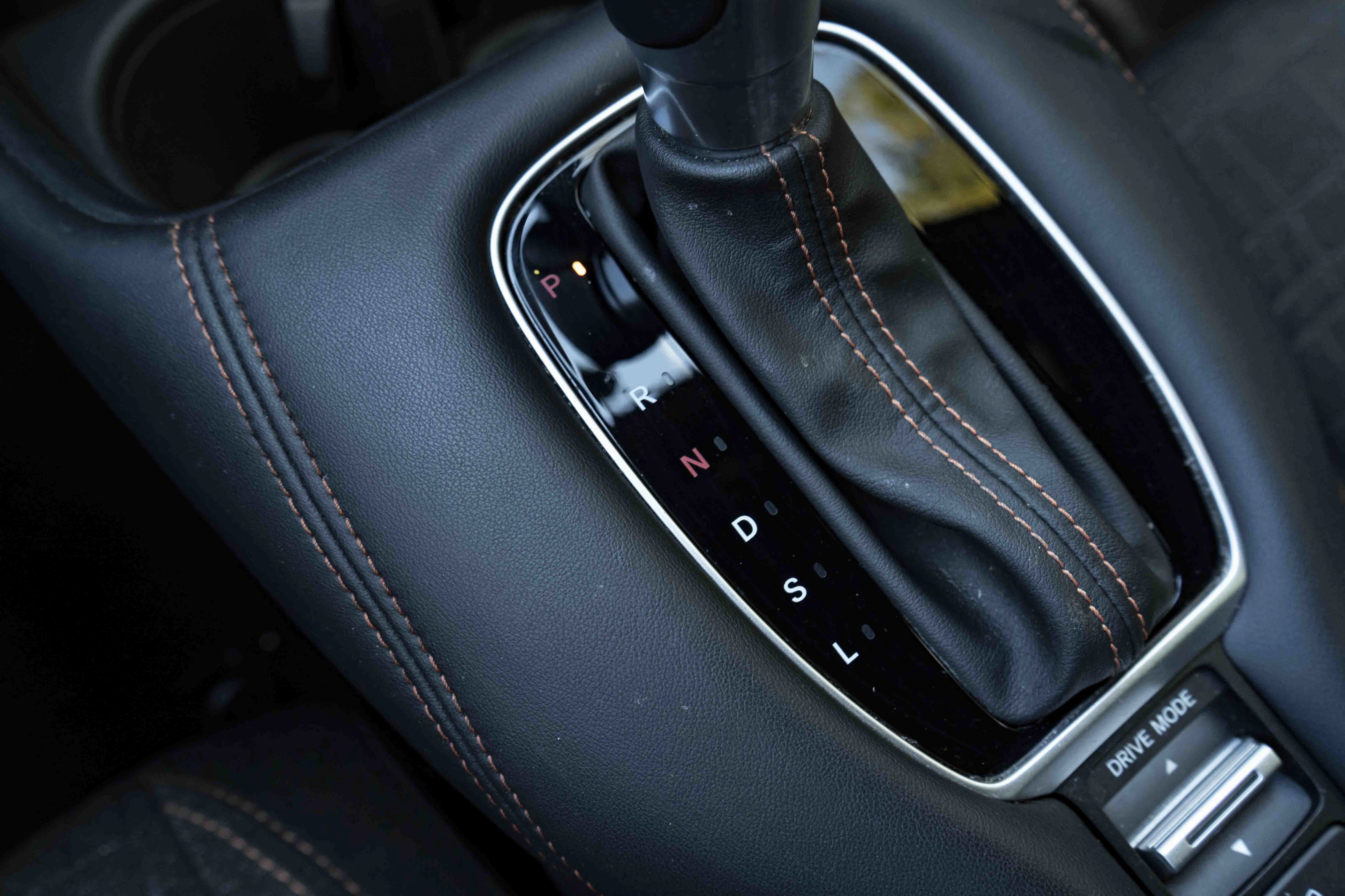Certified 2025 Honda HR-V Sport image 28