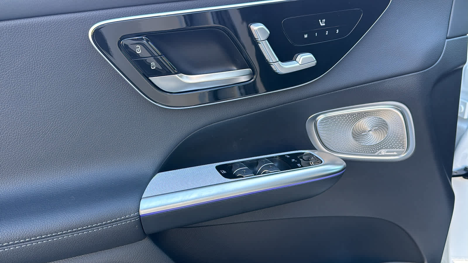 New 2026 Mercedes-Benz GLC 300 4MATIC image 16