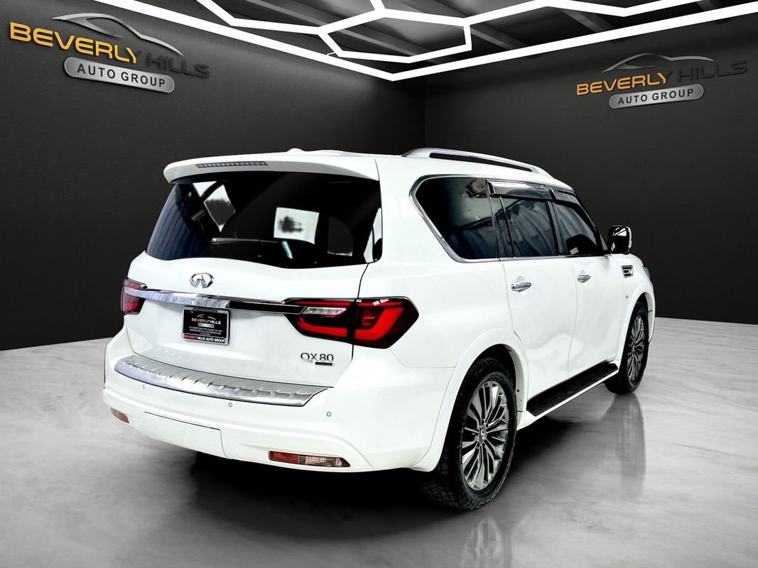 Used 2018 INFINITI QX80 4WD w/ Deluxe Technology Package image 5