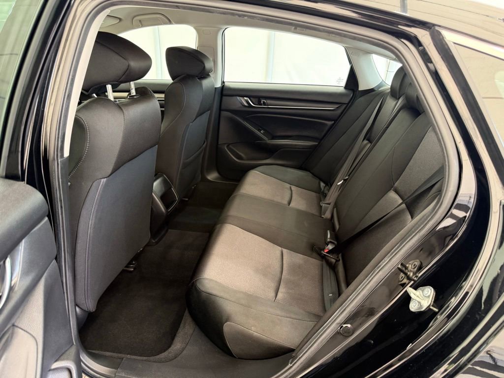 Used 2019 Honda Accord LX image 17