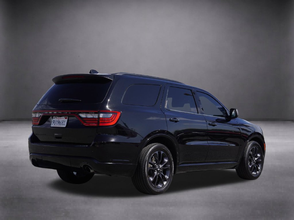 Certified 2025 Dodge Durango GT w/ Blacktop Package RWD image 4