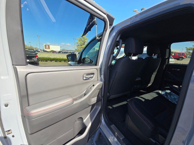 Certified 2023 Nissan Frontier PRO-4X w/ Pro Convenience Package AWD/4WD image 19