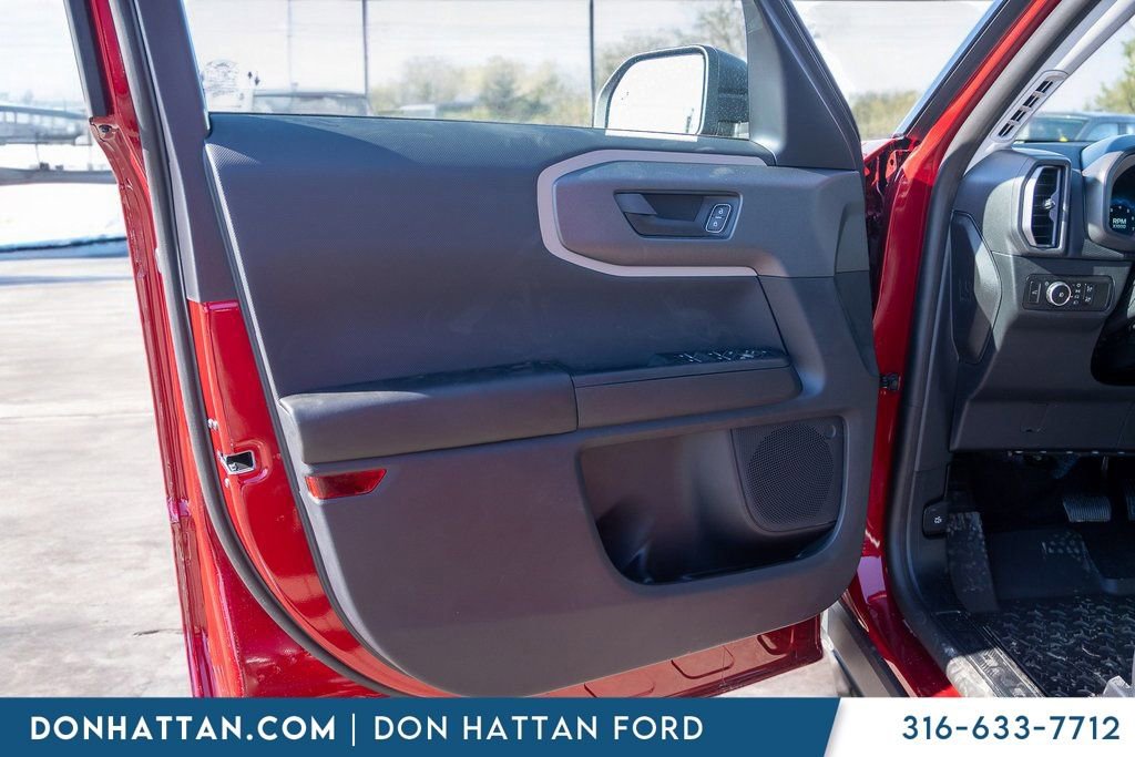 Used 2025 Ford Bronco Sport Big Bend w/ Convenience Package image 13