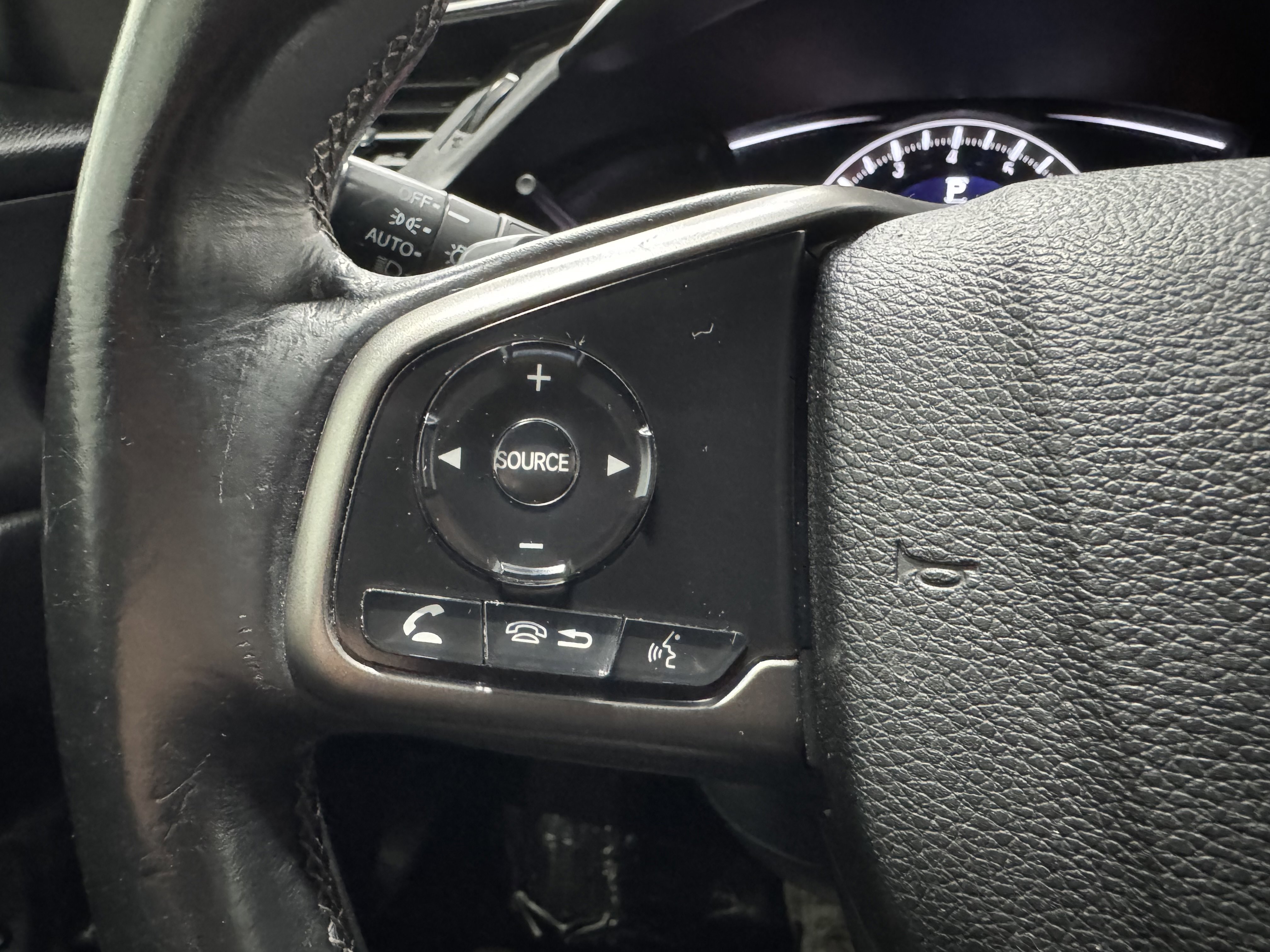 Used 2018 Honda Civic Sport image 31