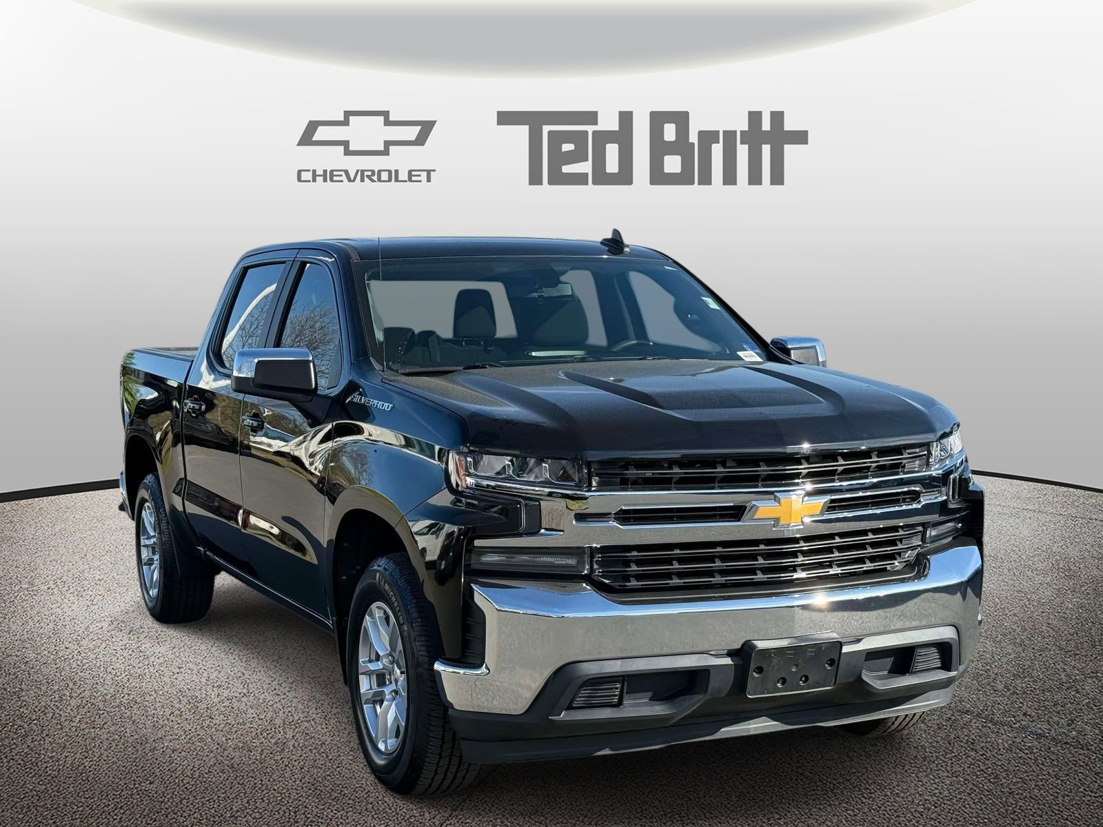 Certified 2020 Chevrolet Silverado 1500 LT RWD image 3