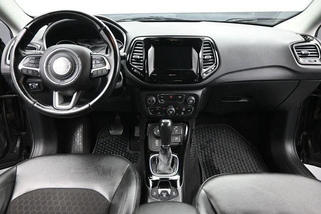 Used 2020 Jeep Compass Latitude AWD/4WD image 33