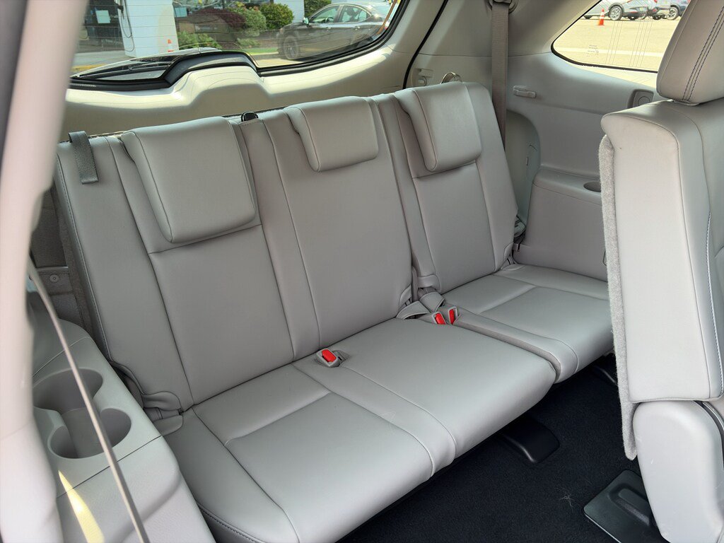 Used 2019 Toyota Highlander XLE AWD/4WD image 20
