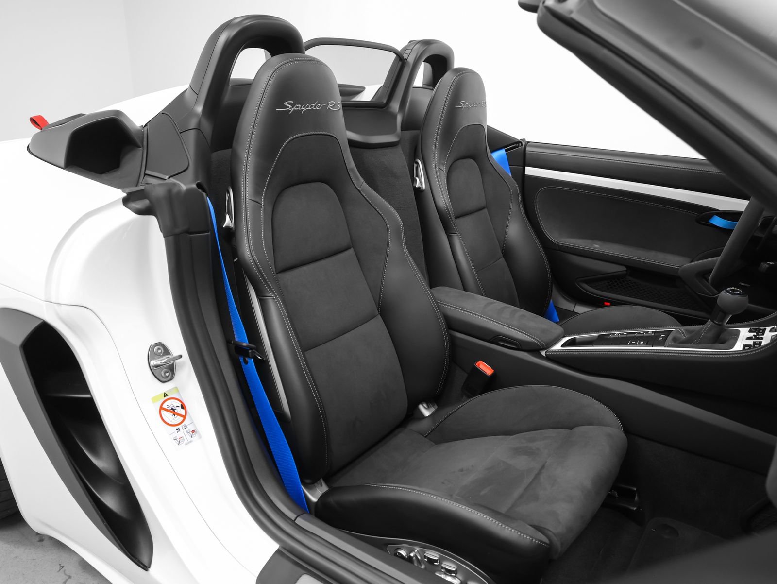 Certified 2025 Porsche 718 Boxster Spyder RS w/ Light Design Package RWD image 33