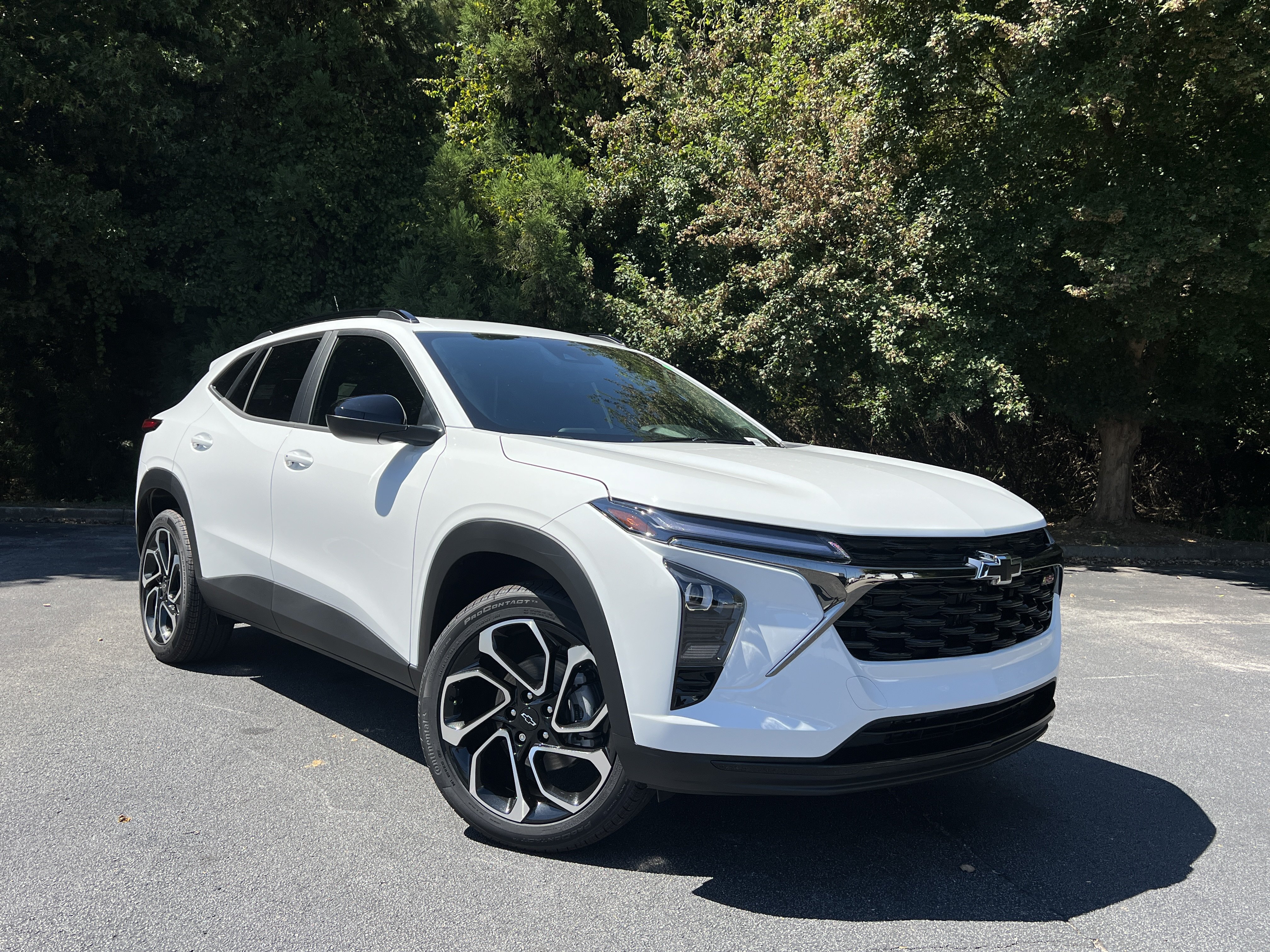 New 2026 Chevrolet Trax RS w/ Sunroof Package FWD image 44