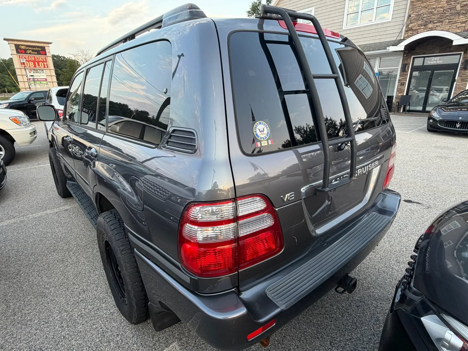 Used 2004 Toyota Land Cruiser AWD/4WD image 5