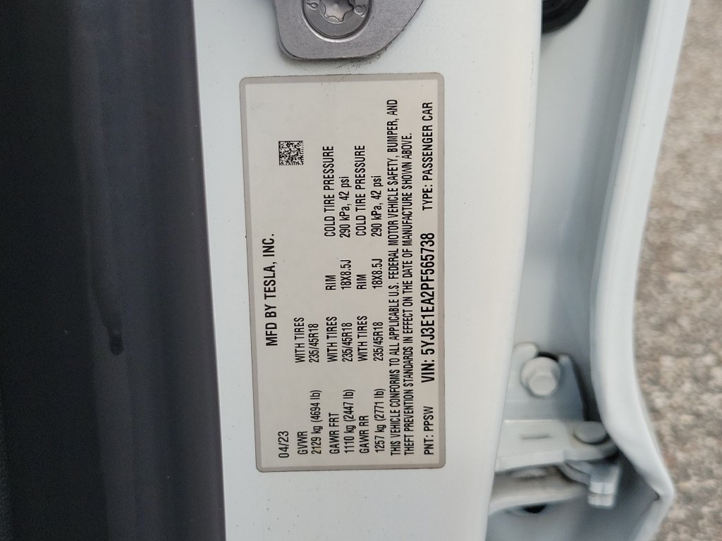 Used 2023 Tesla Model 3 Standard Range RWD image 28