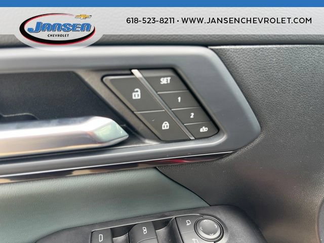 Used 2026 GMC Terrain AT4 w/ Convenience Package III AWD/4WD image 15
